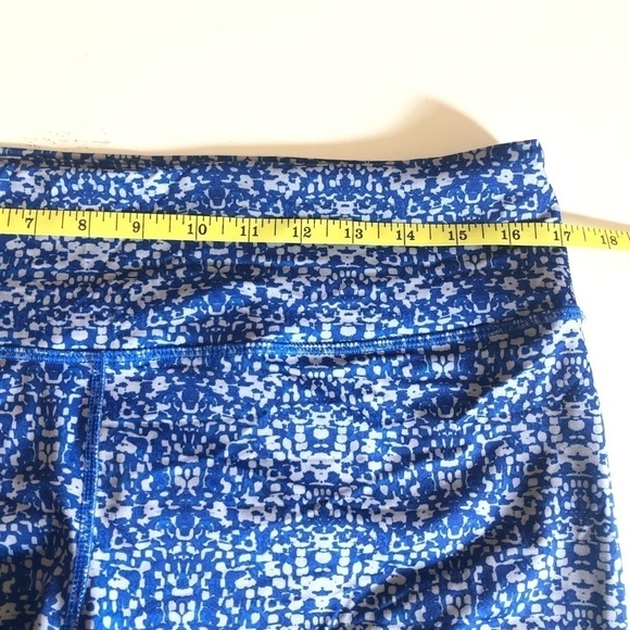 90 Degrees by Reflex High Performance Printed Cropped Athletic Leggings Size XL - Picture 6 of 10